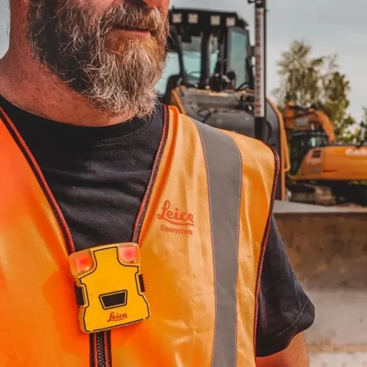 Leica PA10 PA80 Personal Safety Solution